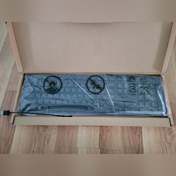 Dell KB 216 computer keyboard - Picture 3 of 4